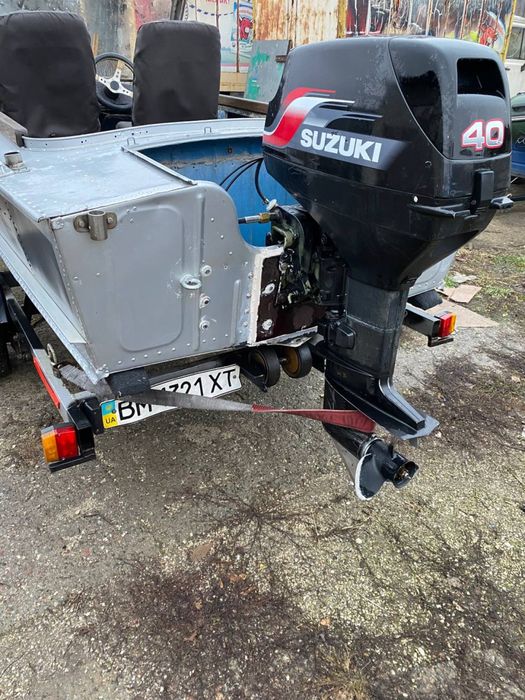 Лодка Прогрес-2 + мотор Suzuki 40 (2т)