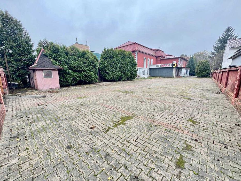Продаж комерційної нежитлової будівлі в м. Чернівці, вул. Руська, 244А