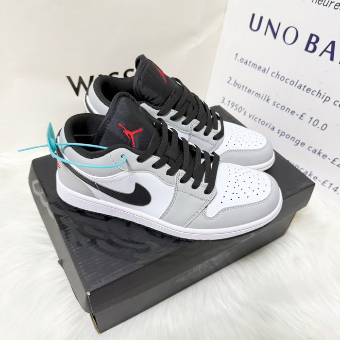 Air Jordan 1 Low Szaro-czarne