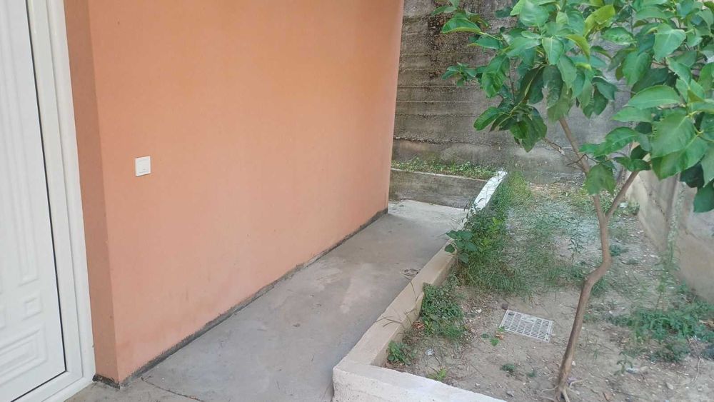 Бар. Зеленый пояс 3 улица. ЦЕЛЕБНЫЙ воздух. ЧУДО-вид! Рядом 2 квартиры