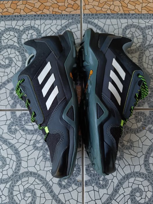 Adidas terrex 40p. чоловічі трекінгові кросівки.