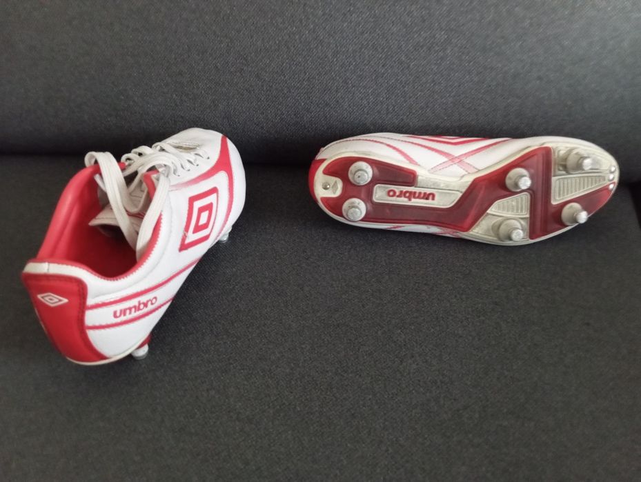 Buty piłkarskie Umbro rozm. 37