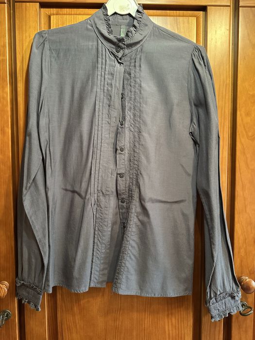 Blusa Benetton cinzenta
