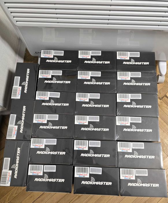 Radiomaster TX12 ELRS LRS MKII FCC M2 лівий газ 60 шт, акуми 18650