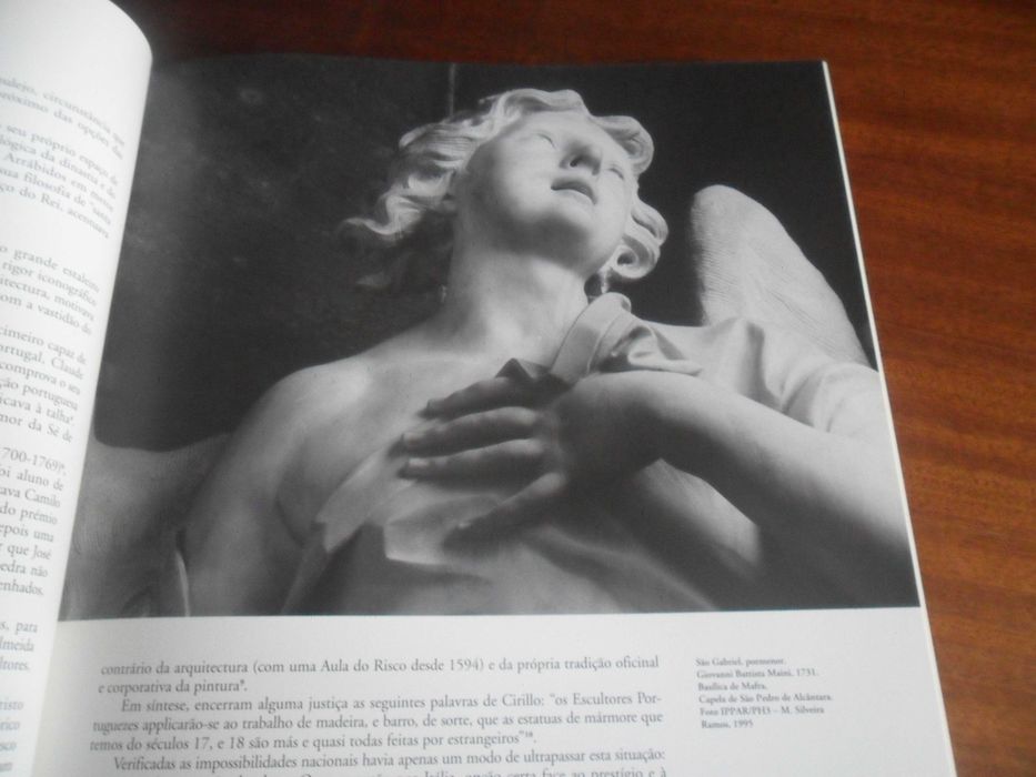 "A ESCULTURA DE MAFRA" de José Fernandes Pereira - 1ª Edição de 2003