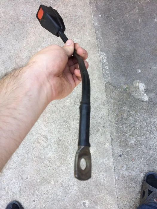 Zaczep uchwyt zapinka pasa przód FSO , 1 sztuka, fiat, polonez