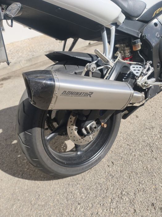 Yamaha R6 2004 .