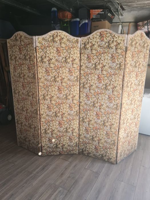 Biombo forrado com tecido