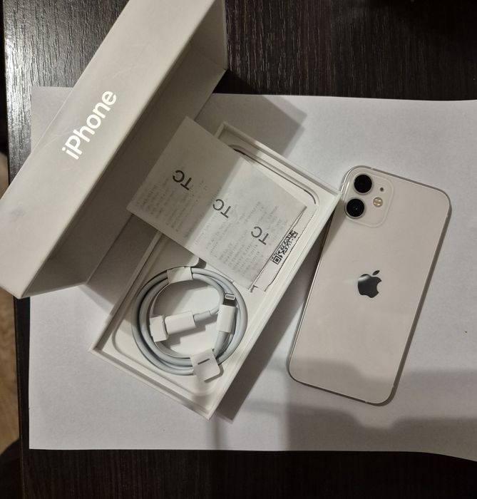 Продам IPHONE 12 міні
