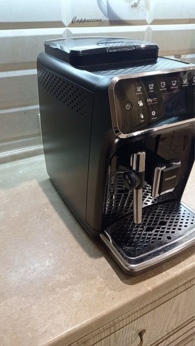 Кавомашина Philips Series 4300