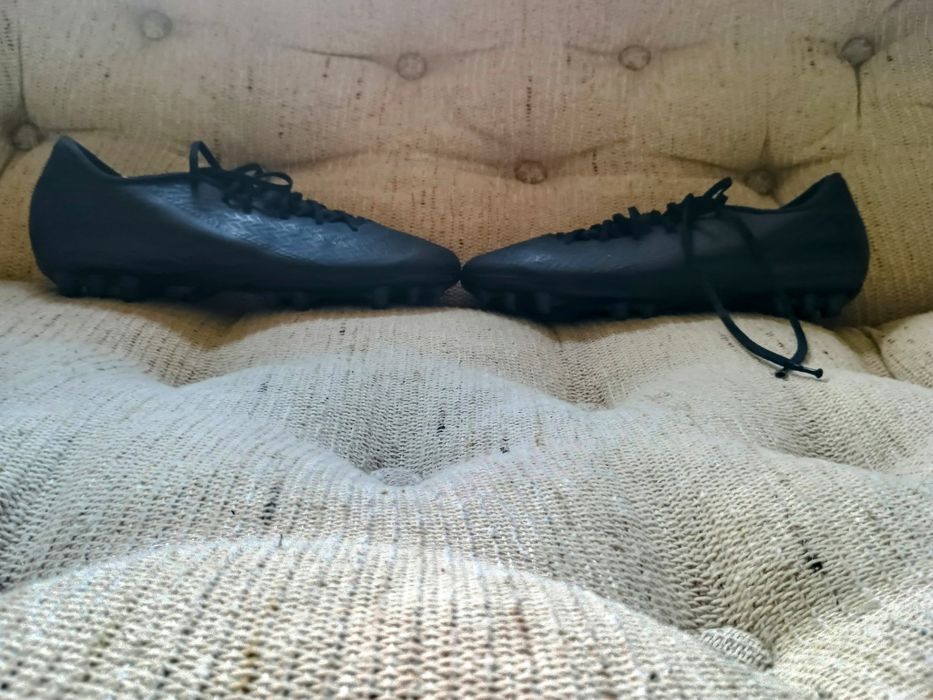 Sprzedam korki Nike Mercurial na sztuczna murawę
