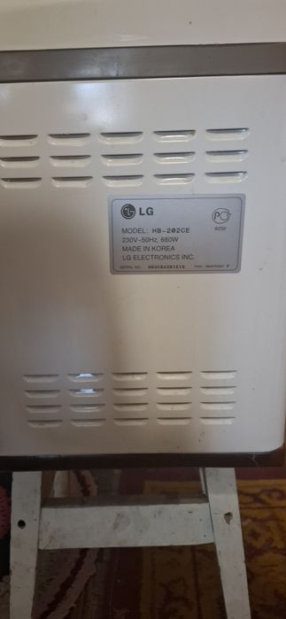 Хлебопечка LG HB-202CE