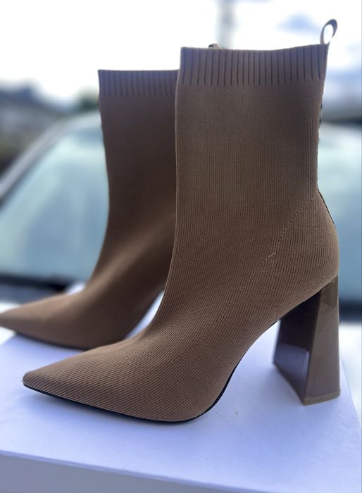 Ботильйони Zara текстильні