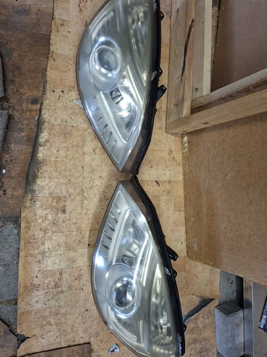 Sprzedam Lampy Renault Scenic