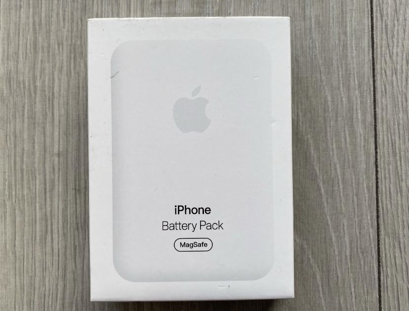 Nowy Oryginalny Indukcyjny Powerbank Battery Pack Apple do Iphone  Okazja