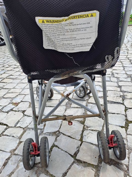 Carrinho de bebé tipo bengala