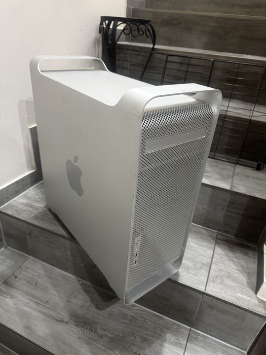 Apple mac G5  komputer stacjonarny