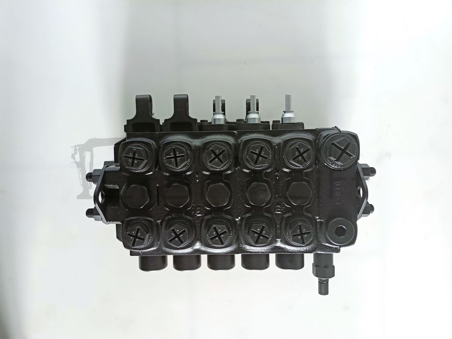 Nowy rozdzielacz 5 sekcji Parker F130CF Epsilon, Palfinger, Penz