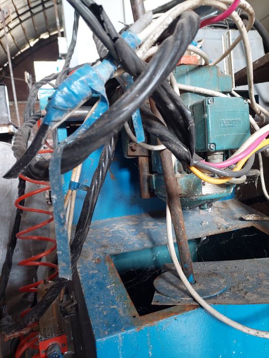 Шипорез одноголовый деревообрабатывающий