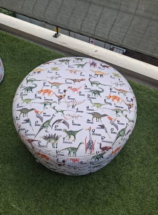 Pufa siedzisko dla chłopca dinozaury wodoodporna do pokoju