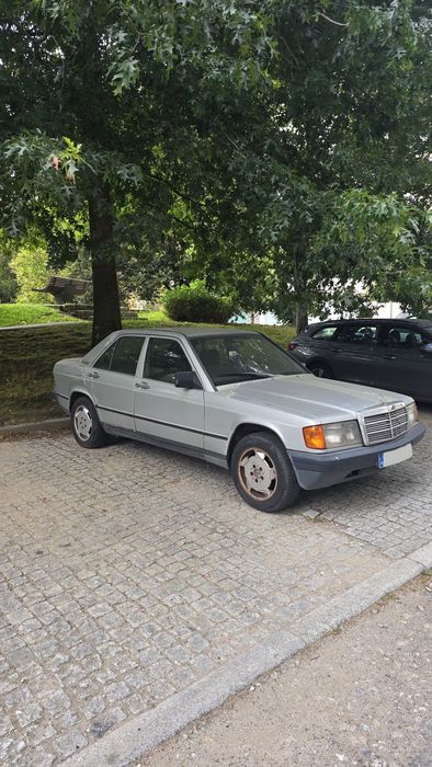 Mercedes-Benz 190
