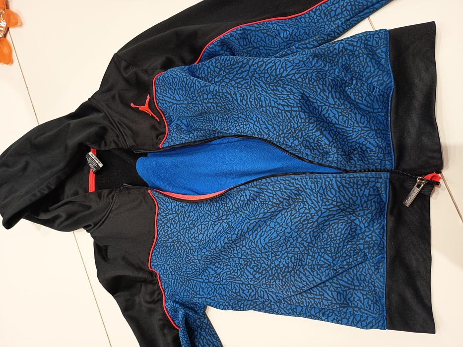 Bluza chłopięca rozm 12-13 lat Jordan