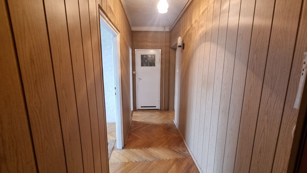 DOPŁACE. Oddam za darmo.