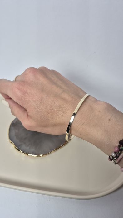 Nowa złota bransoletka bangle sztywna gładka p. 585