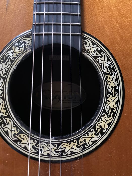 Ovation model 1111 standard balladeer 1981 USA