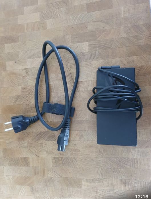 Portatil semi novo (com caixa e acessorios)