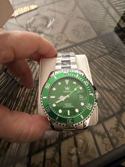 Relógio Automático - Verde "Hulk" - Em excelente estado