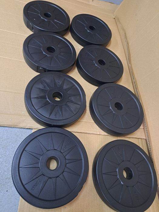 Talerze bitumiczne 8 sztuk po 2.5 kg