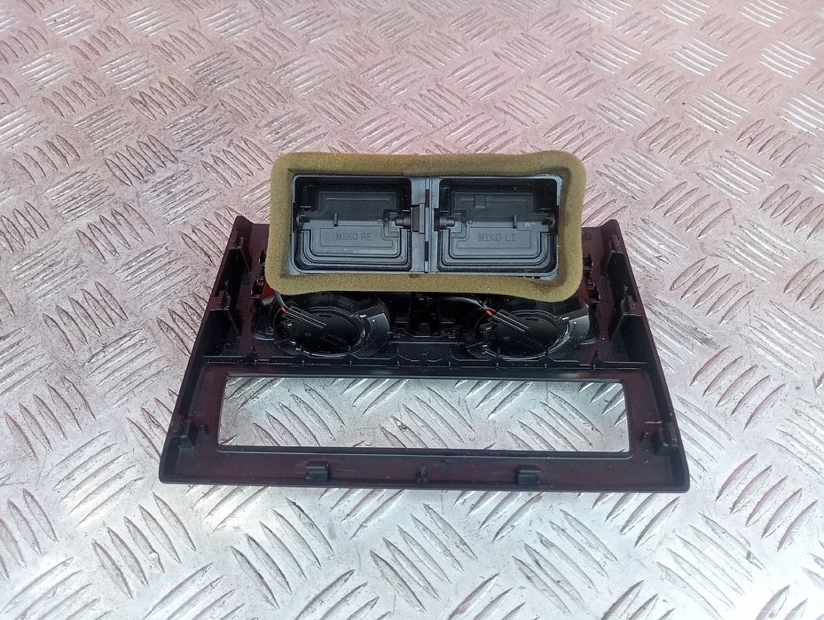 Дефлектор обдування салону задній Touareg CR Туарег СР