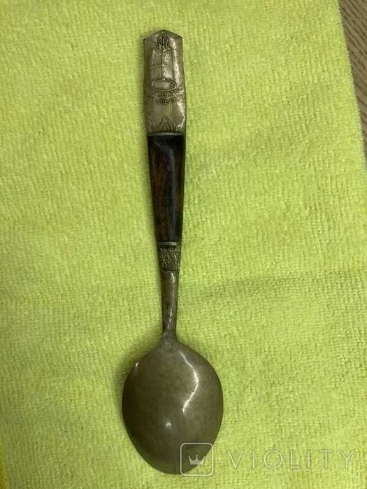 старинная столовая ложка никель-бронза .