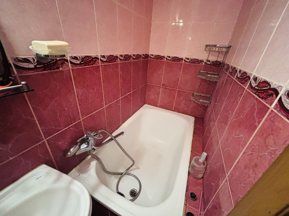 2 кім. квартира з ремонтом Парк Море