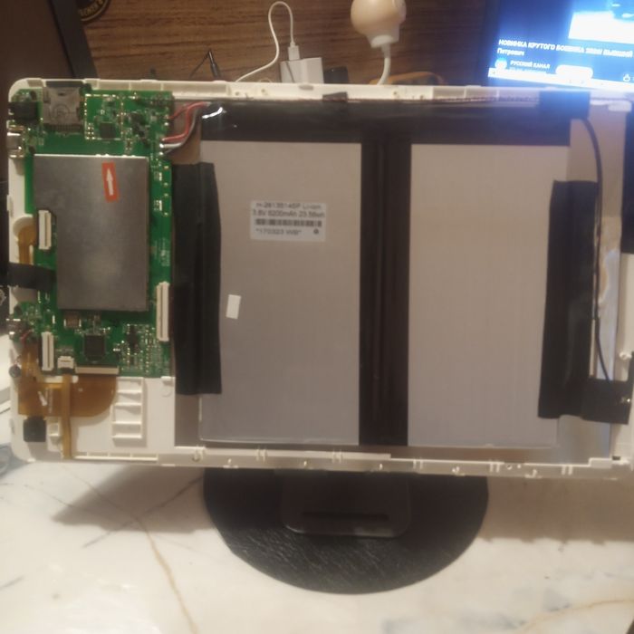 Планшет 10" б/у, на разборку чи відновлення.