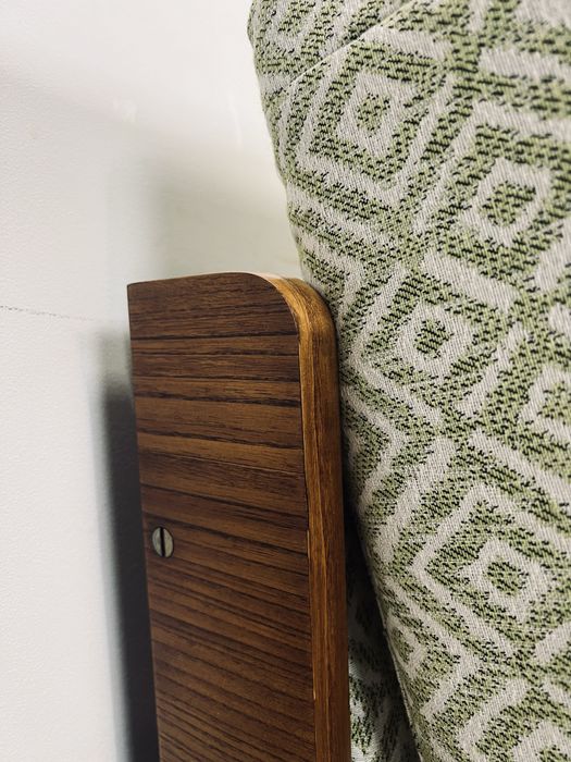 Kanapa PRL Tatra rozkladana mid moder century lata 60 dąb mat retro