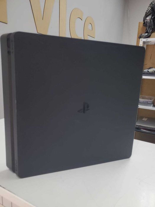 Sony Playstation 4 Slim 1000Гб памяті на 12.0 прошивці, зі грами!