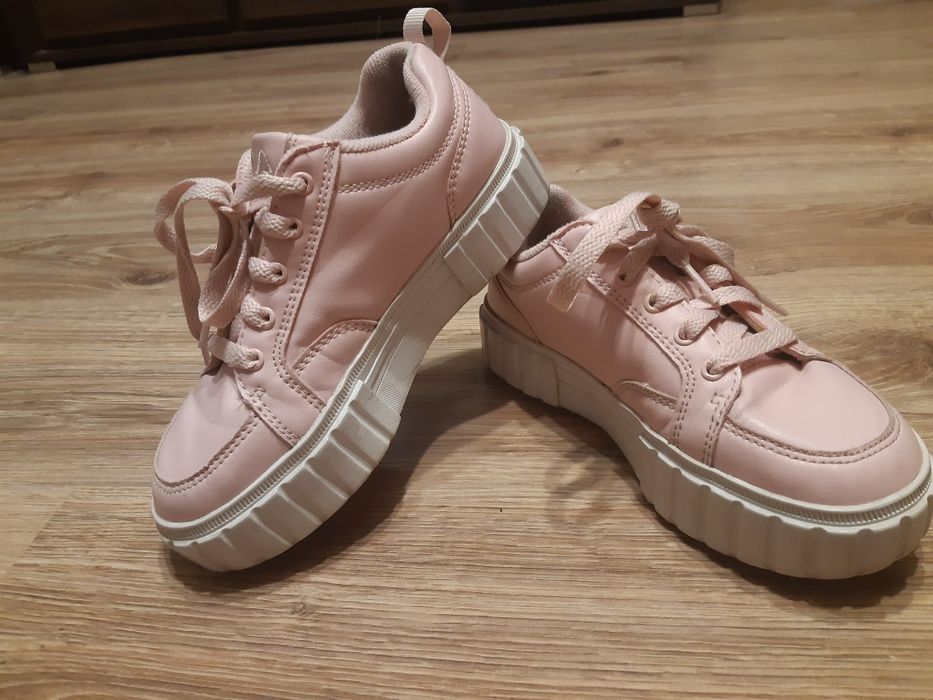 Buty FILA r.32 dla dziewczynki