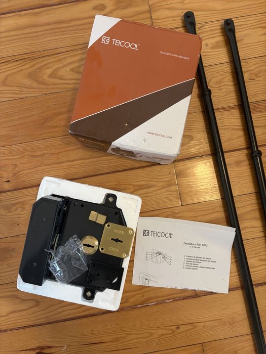 Fechadura de sobrepor NOVO