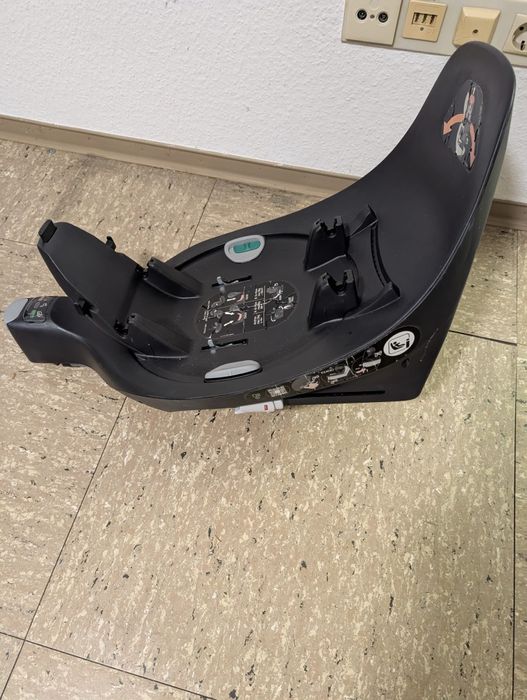 Cybex cloud Z I-Size автокрісло і база  комплект