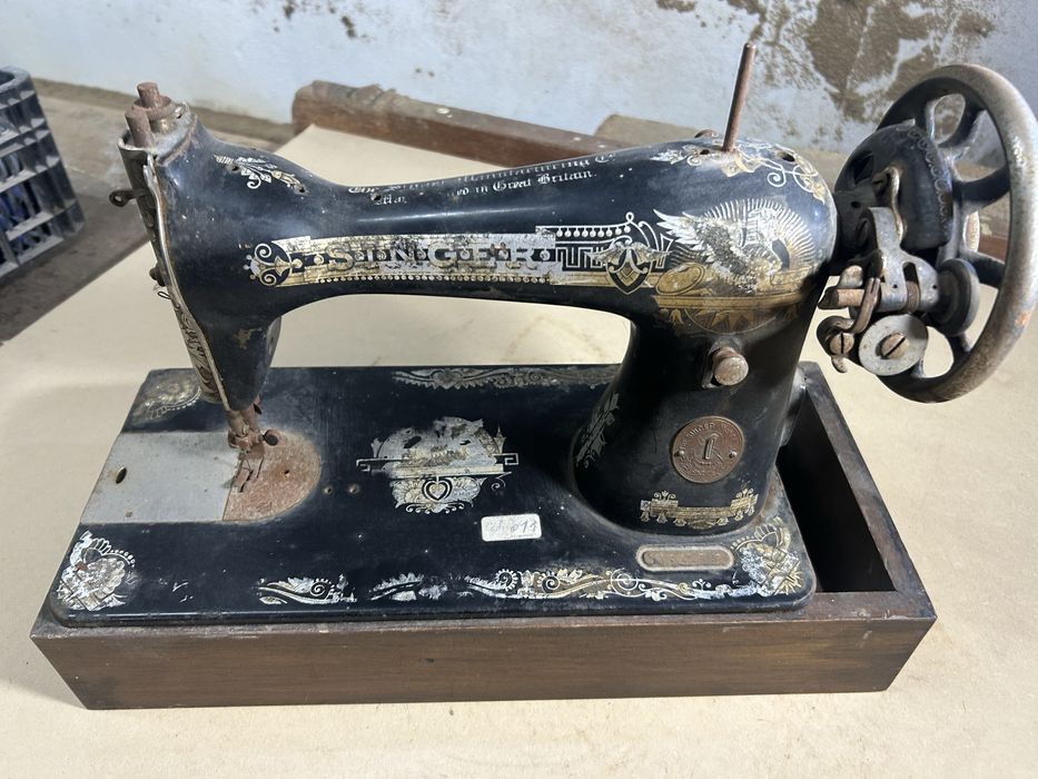 Vendo maquinas de costurar de marca Antigas