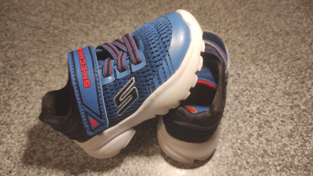 Conjunto tênis/sandálias criança