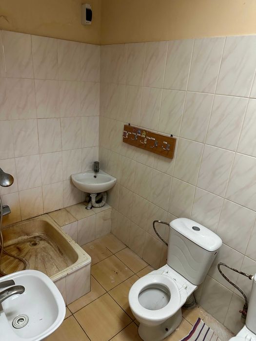 Продам коммерческое помещение 150 м кв .м Холодная гора г.Харьков