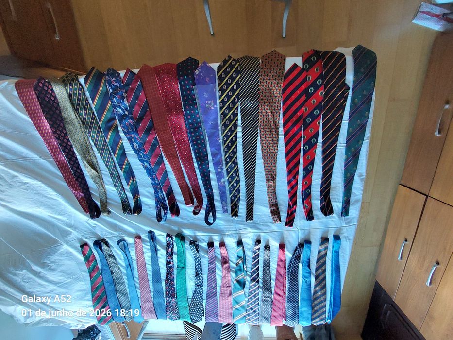 Gravatas de homem em seda