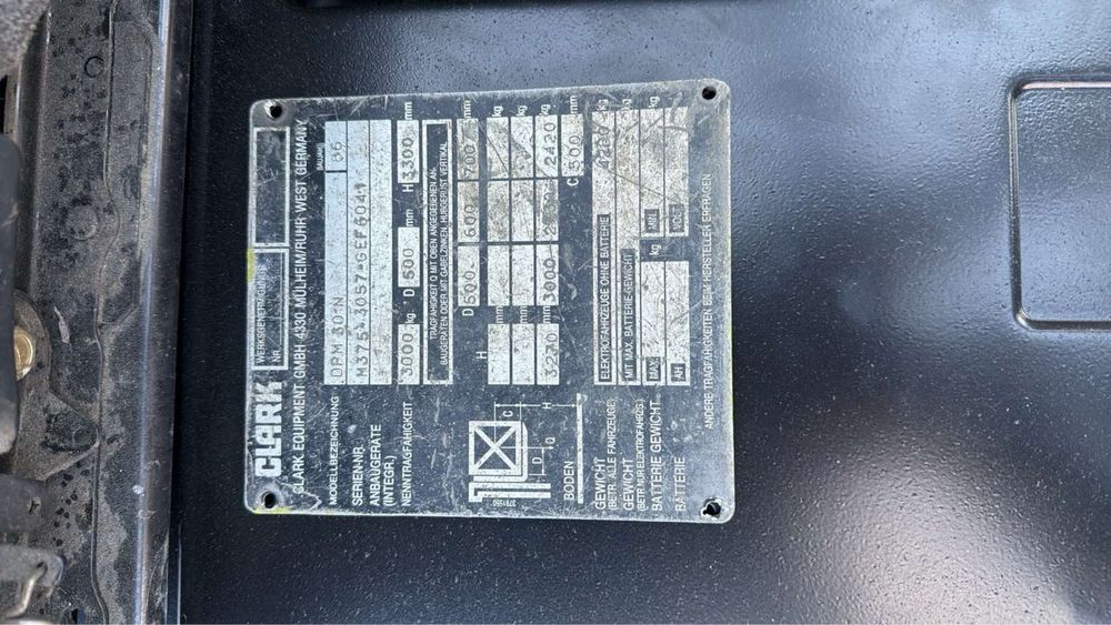 Продаю навантажувач Clark DPM 30 N 3 т