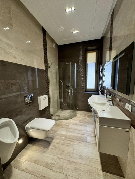 Продажа нового дома с бассейном в Совиньоне 2, Одесса