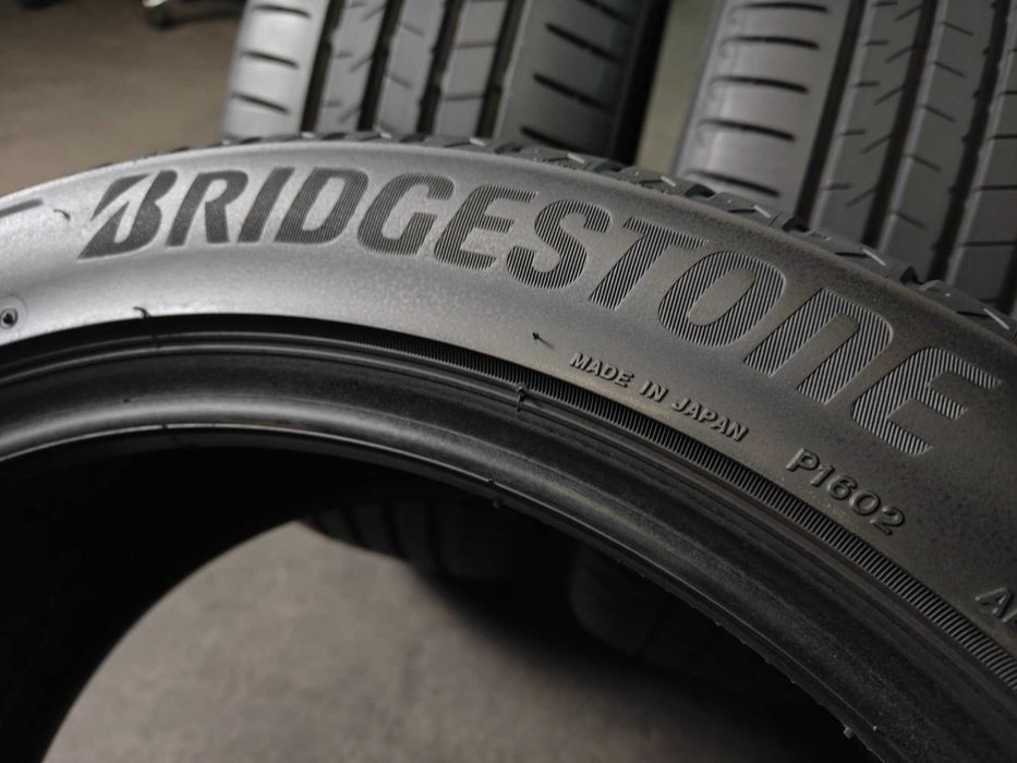 Шини літо r19 235 45 Bridgestone Alenza 24рік Японія