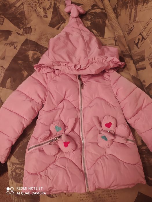 Продам зимову курточку для дівчинки