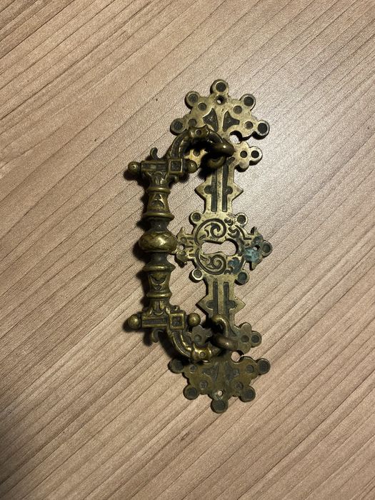 Stare okucie meblowe mosiądz piękne antyk ręczna robota